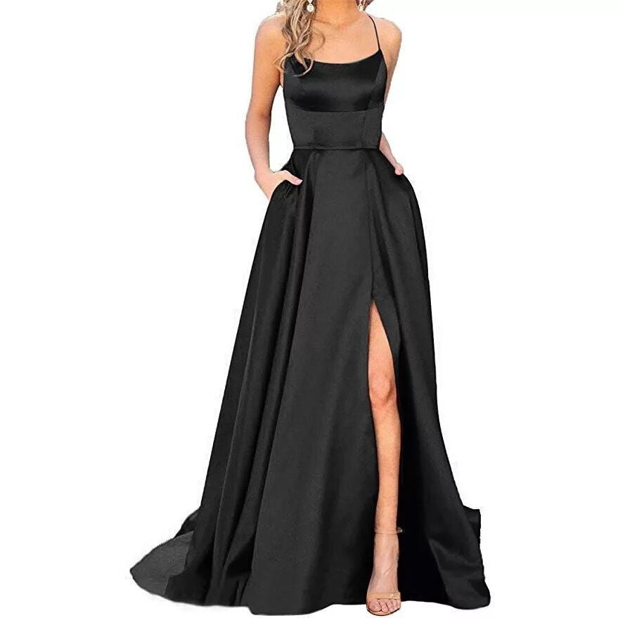 Bridesmaid Dress with Slimming Fit and Shoulder Hollow Design