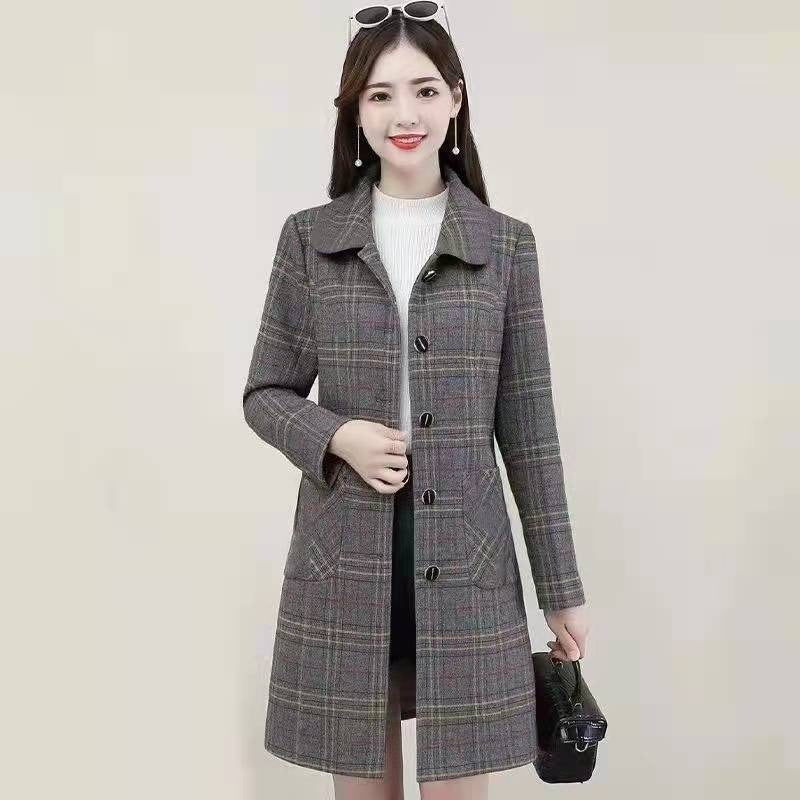Plaid Woolen Coat with Casual Japanese Style for Autumn Wear