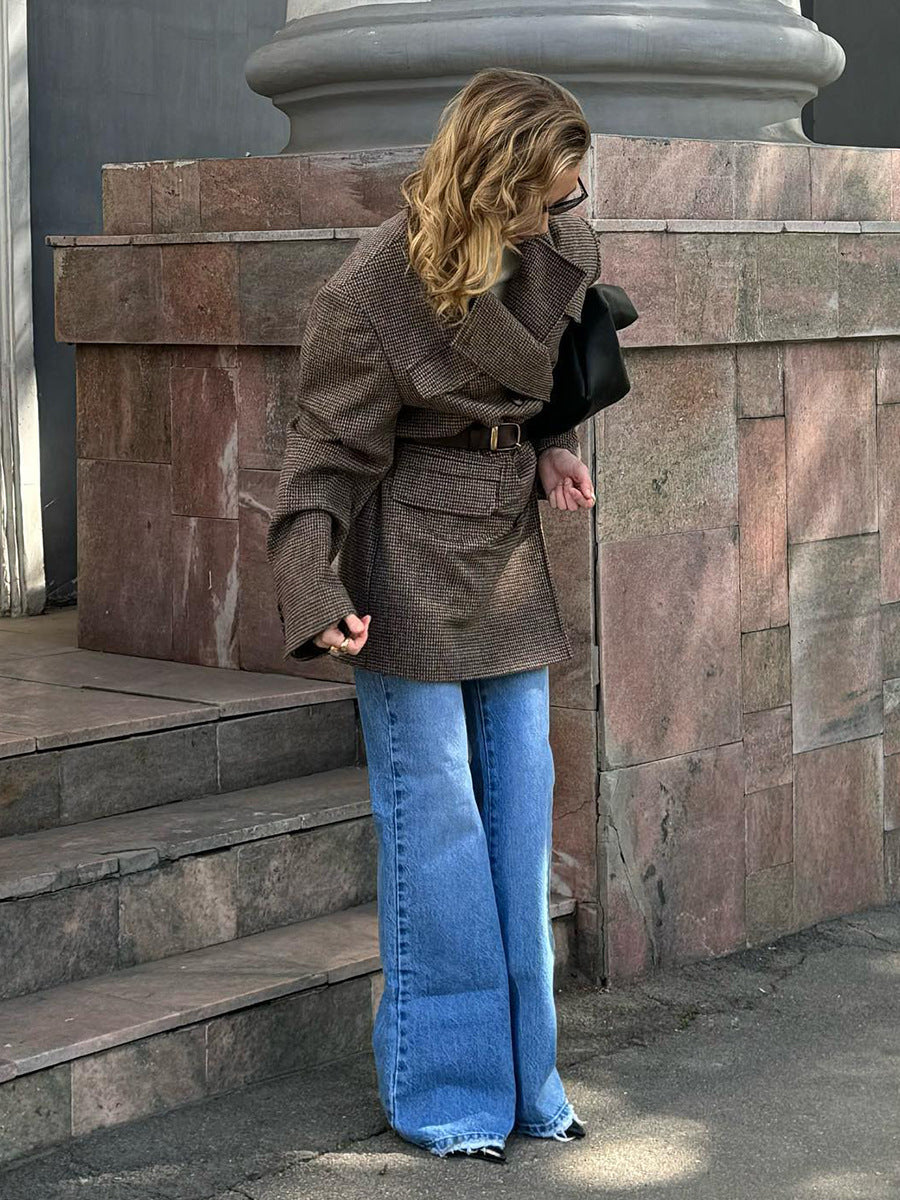 Mid-length Double-breasted Coat with Classic British Style