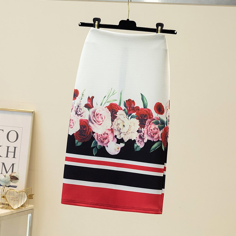Pencil Skirt with Elegant Printed Design for a Chic Look