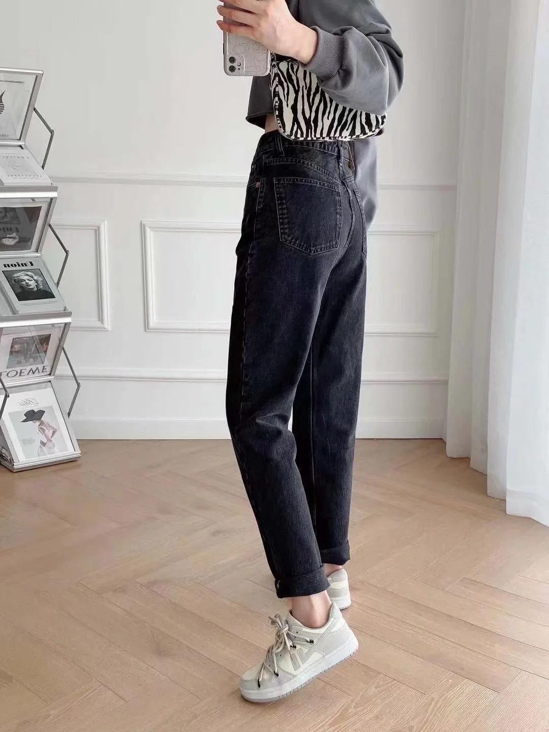 High Waist Loose Casual Denim Trousers with Straight-Leg Style