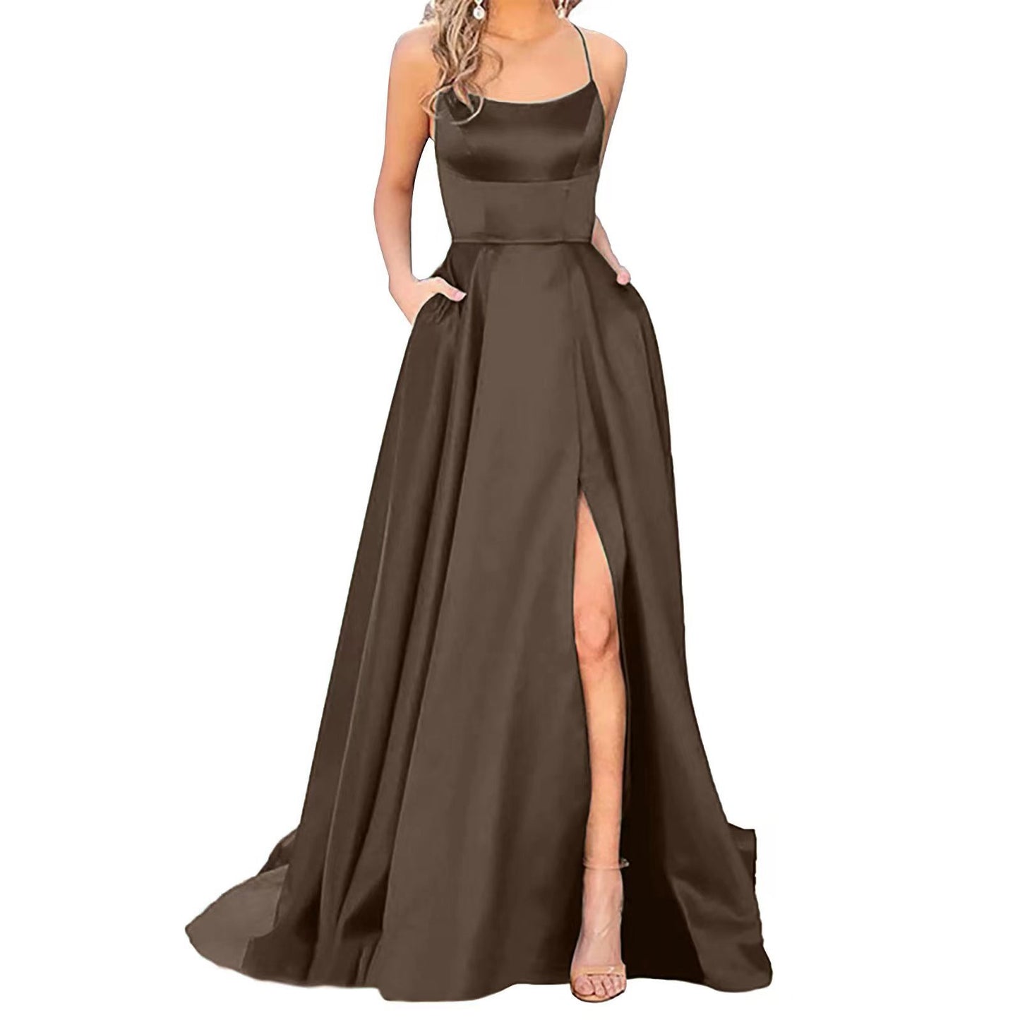 Bridesmaid Dress with Slimming Fit and Shoulder Hollow Design