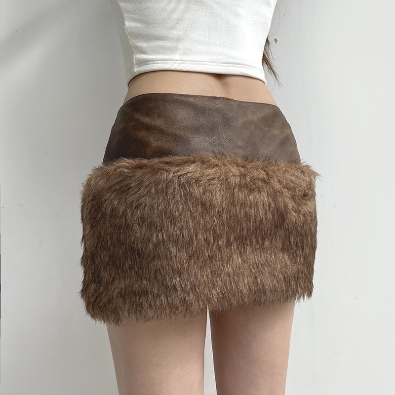 Retro Short Furry Skirt with Stylish Zipper Detail