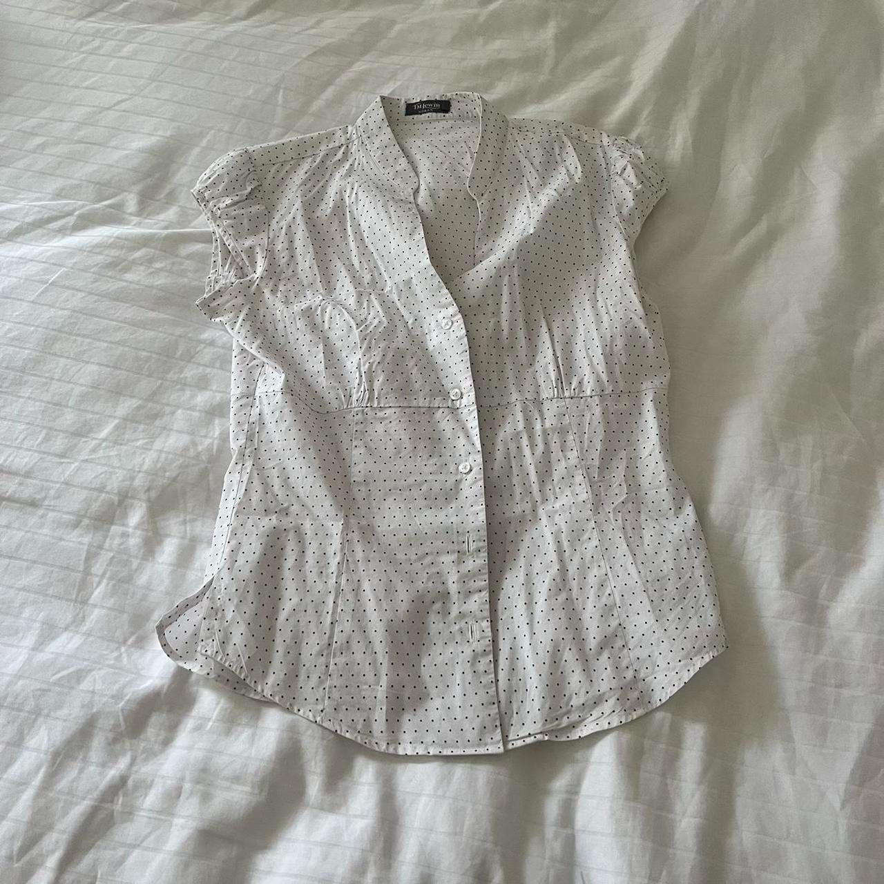 Plaid Shirt with Slim Fit Design for a Comfortable Look