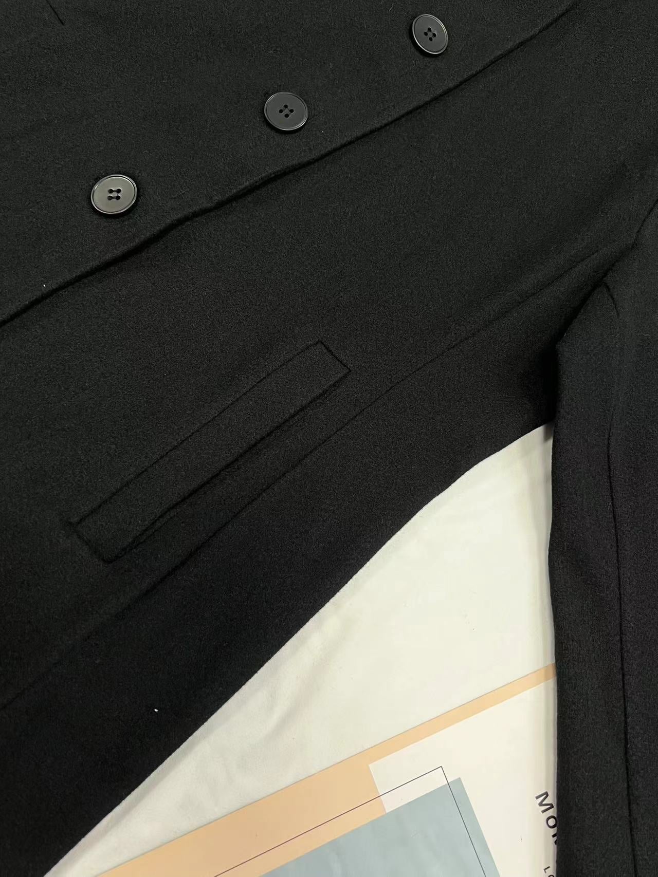 Minimalist Long Sleeve Lapel Button Slim-fit Woolen Coat