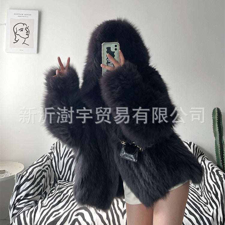 Fur Coat with Hooded Design for Stylish Winter Comfort