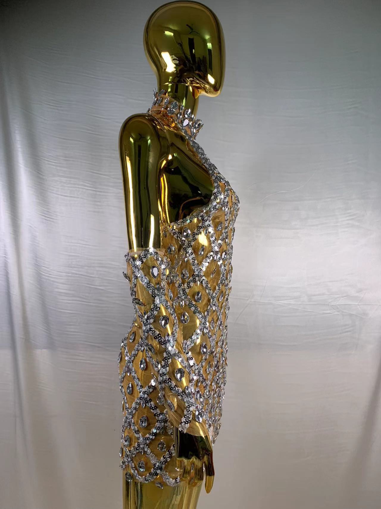 Rhinestone Plaid Sequined Gloves for a Stunning Evening Dress