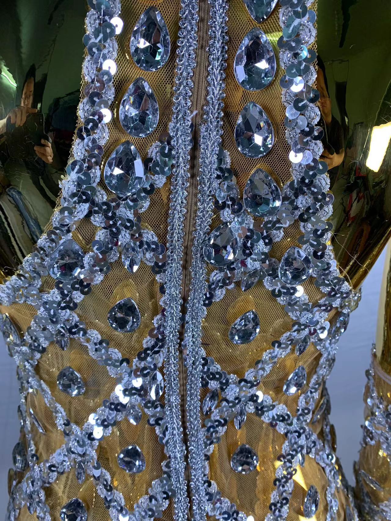 Rhinestone Plaid Sequined Gloves for a Stunning Evening Dress