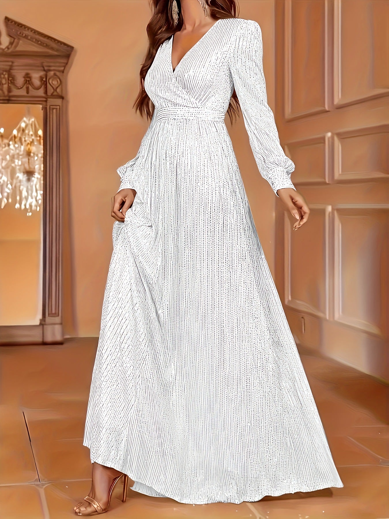 Evening Dress with Stunning Sequins and Elegant Long Sleeves