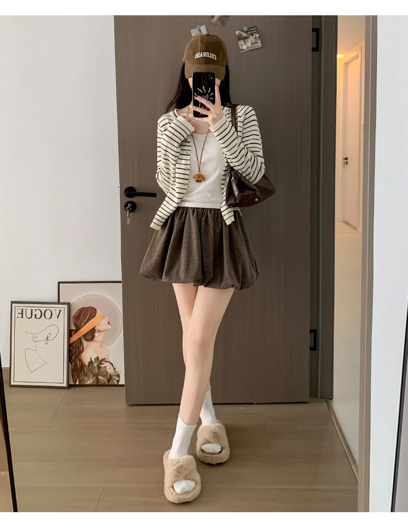 Crimp Slimming Skirt with High Waist and Pockets for Casual Style