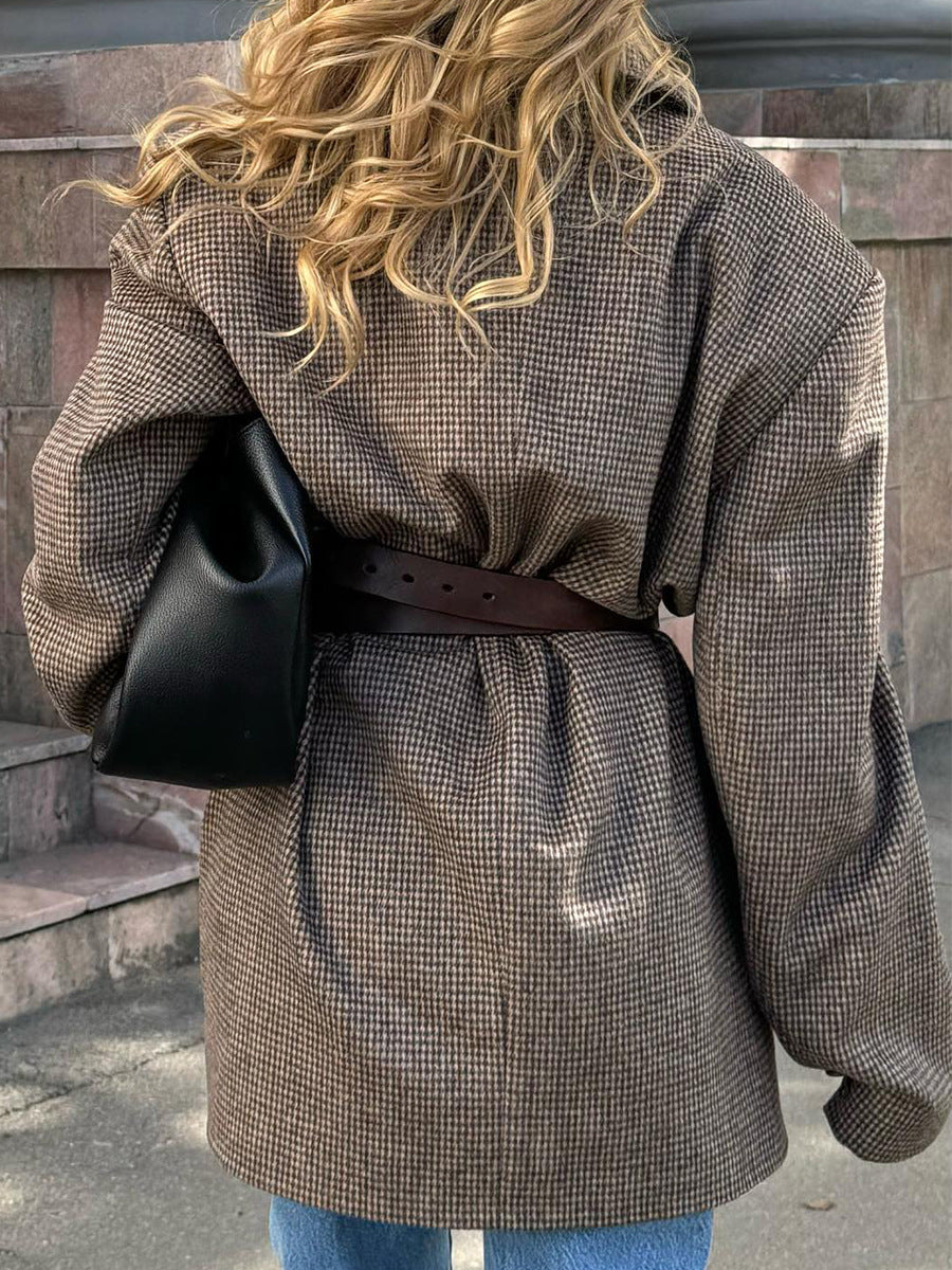 Mid-length Double-breasted Coat with Classic British Style