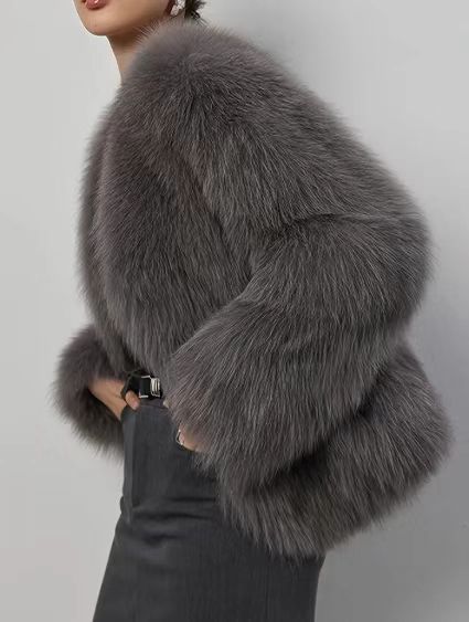 Artificial Fur Coat with Trendy Pocket Design for Stylish Outfits