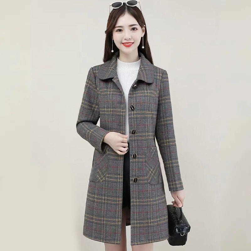 Plaid Woolen Coat with Casual Japanese Style for Autumn Wear