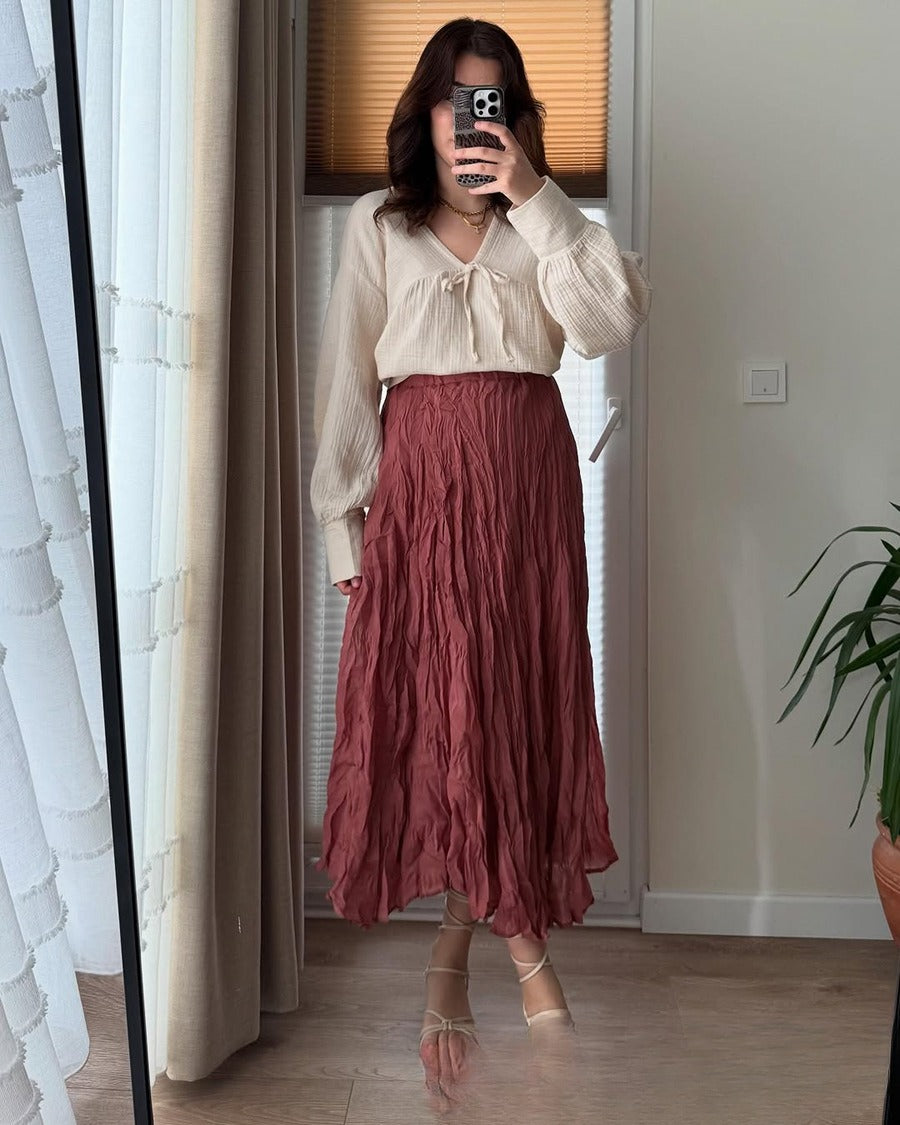 Pleated High Waist Skirt with Elegant Beige Color and Comfortable Fit