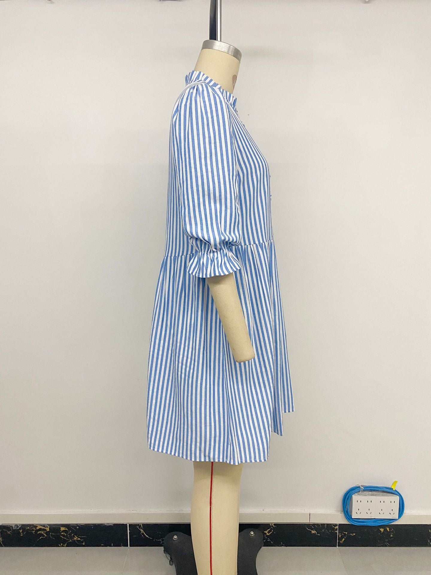 Puff Sleeve Stand Collar Striped Dress with A-Line Skirt Style