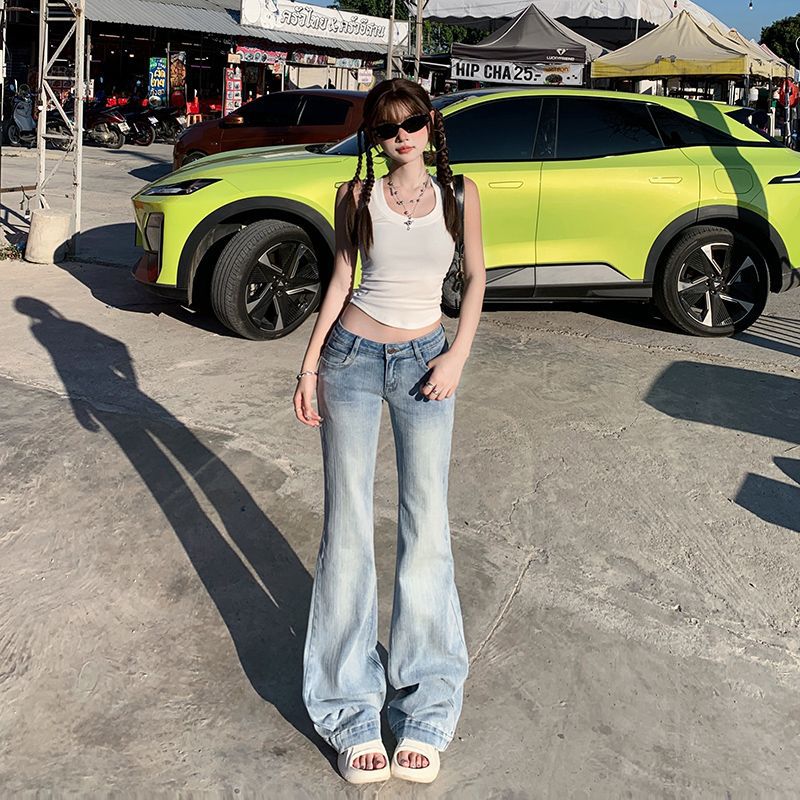 Bell-bottom Jeans with Slim Fit Stretch for Effortless Style