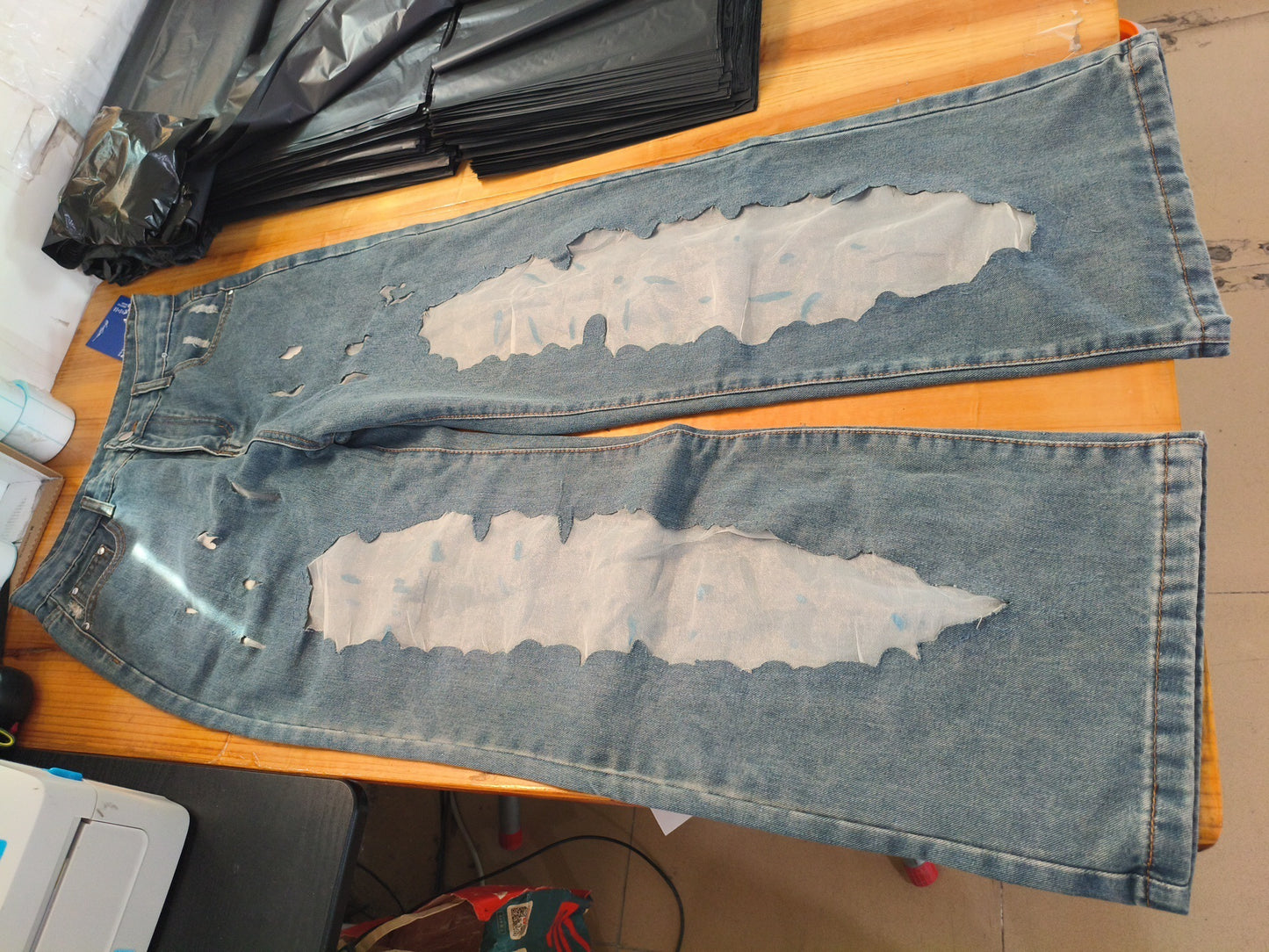 Retro Straight-leg Jeans with Unique Hollow Texture Design