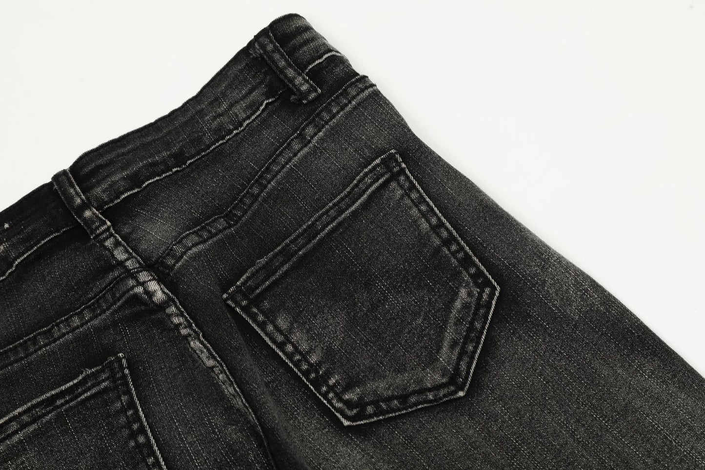 Flared Frayed Jeans with Stretchy Comfort for Effortless Style