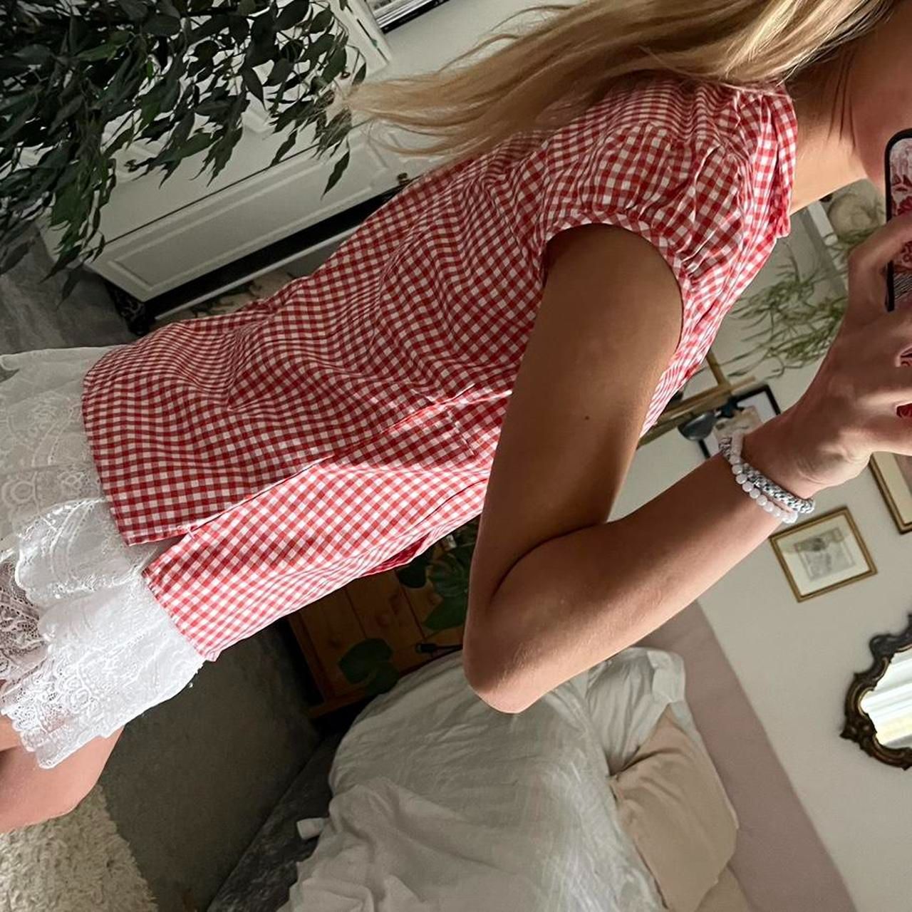 Plaid Shirt with Slim Fit Design for a Comfortable Look