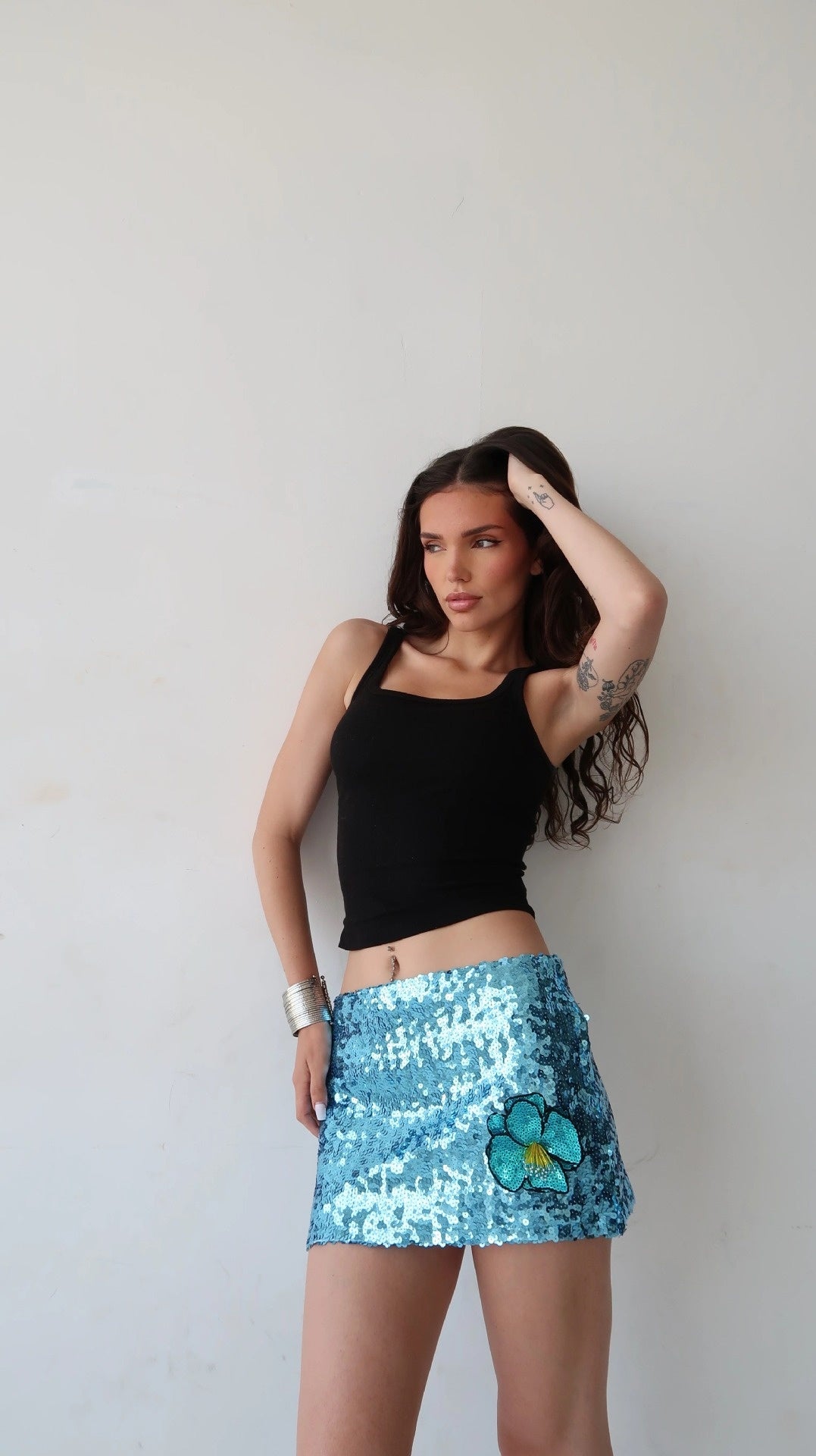 High Waist Miniskirt with Sequined Bow Decoration for a Flirty Look