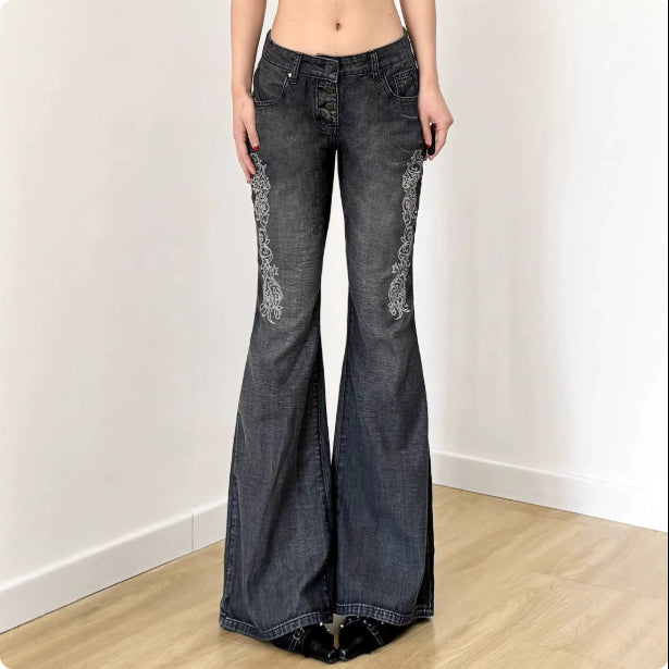 Skinny Jeans with Retro Style and Micro Elasticity