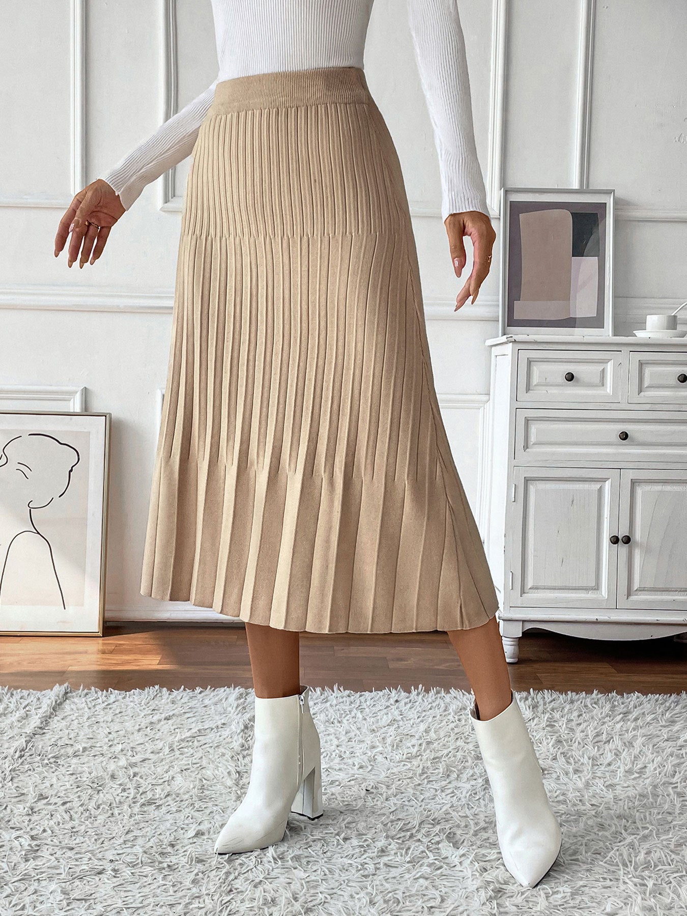 Slim Fit Pleated Skirt with High Elasticity for Effortless Style