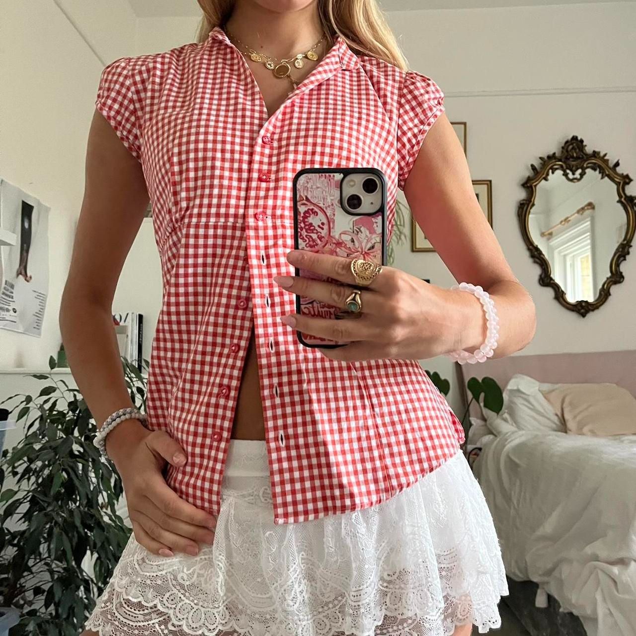 Plaid Shirt with Slim Fit Design for a Comfortable Look