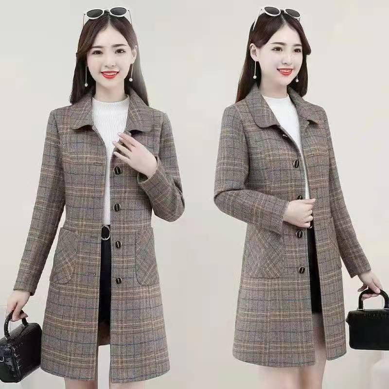 Plaid Woolen Coat with Casual Japanese Style for Autumn Wear