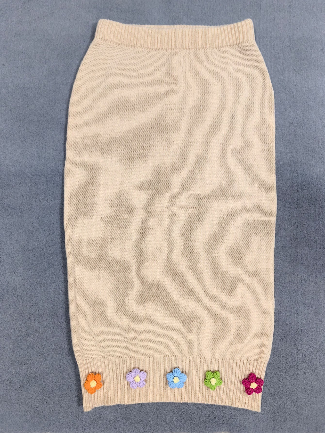 Crocheted Decorative Skirt with Unique Three-Dimensional Flower Design