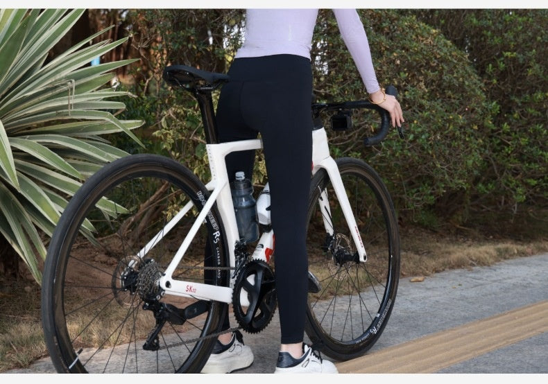 Bicycle Trousers with Breathable Fabric for Cycling Adventures