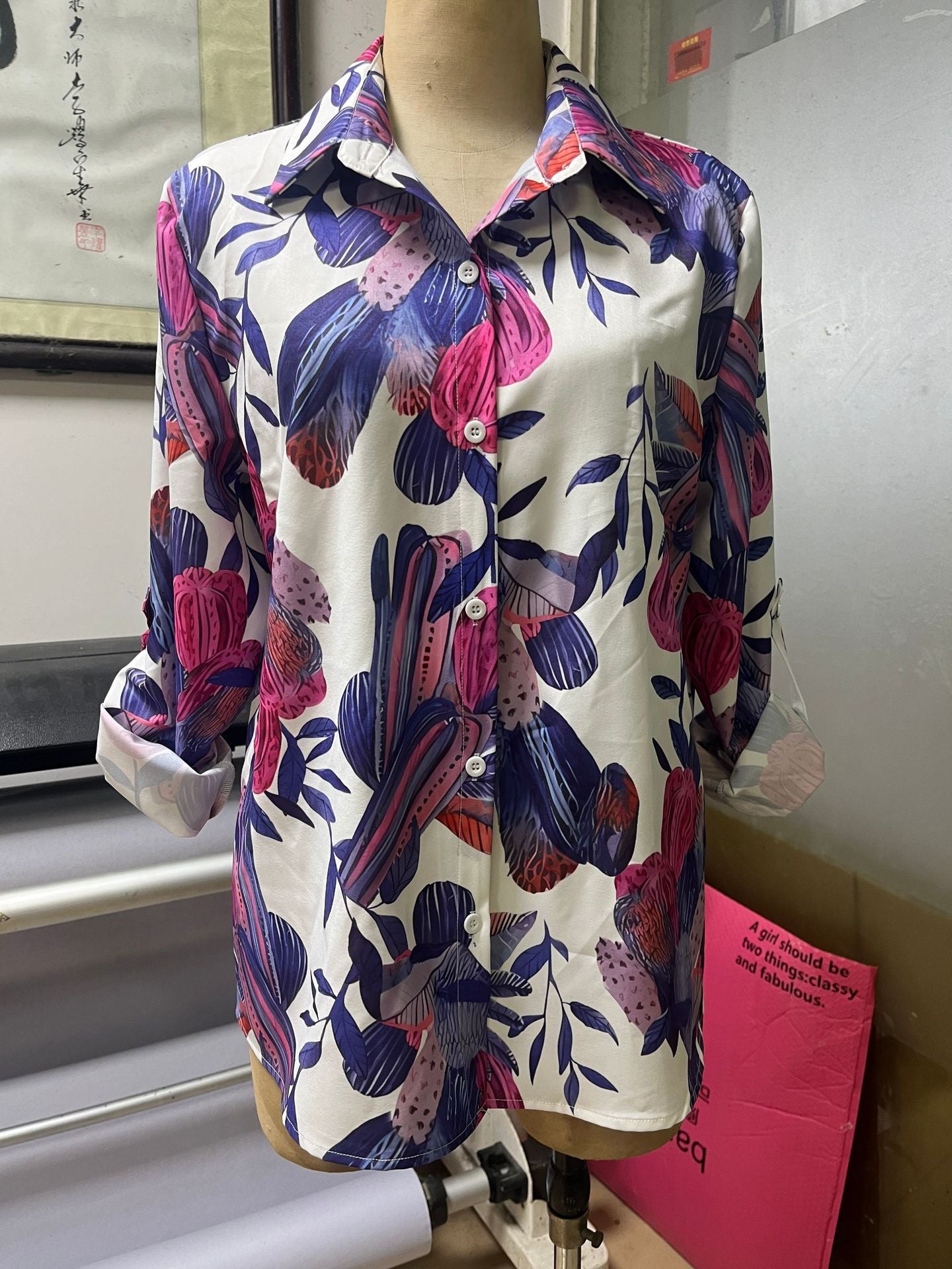 Casual Print Shirt Top with Floral Patterns and Long Sleeves