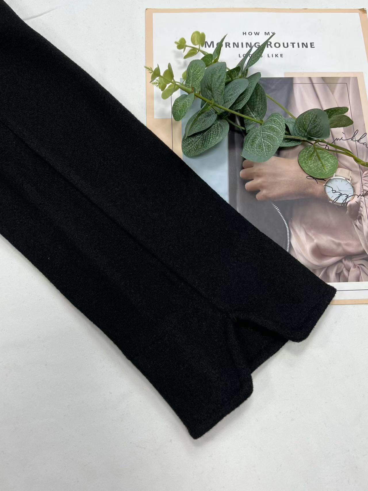 Minimalist Long Sleeve Lapel Button Slim-fit Woolen Coat