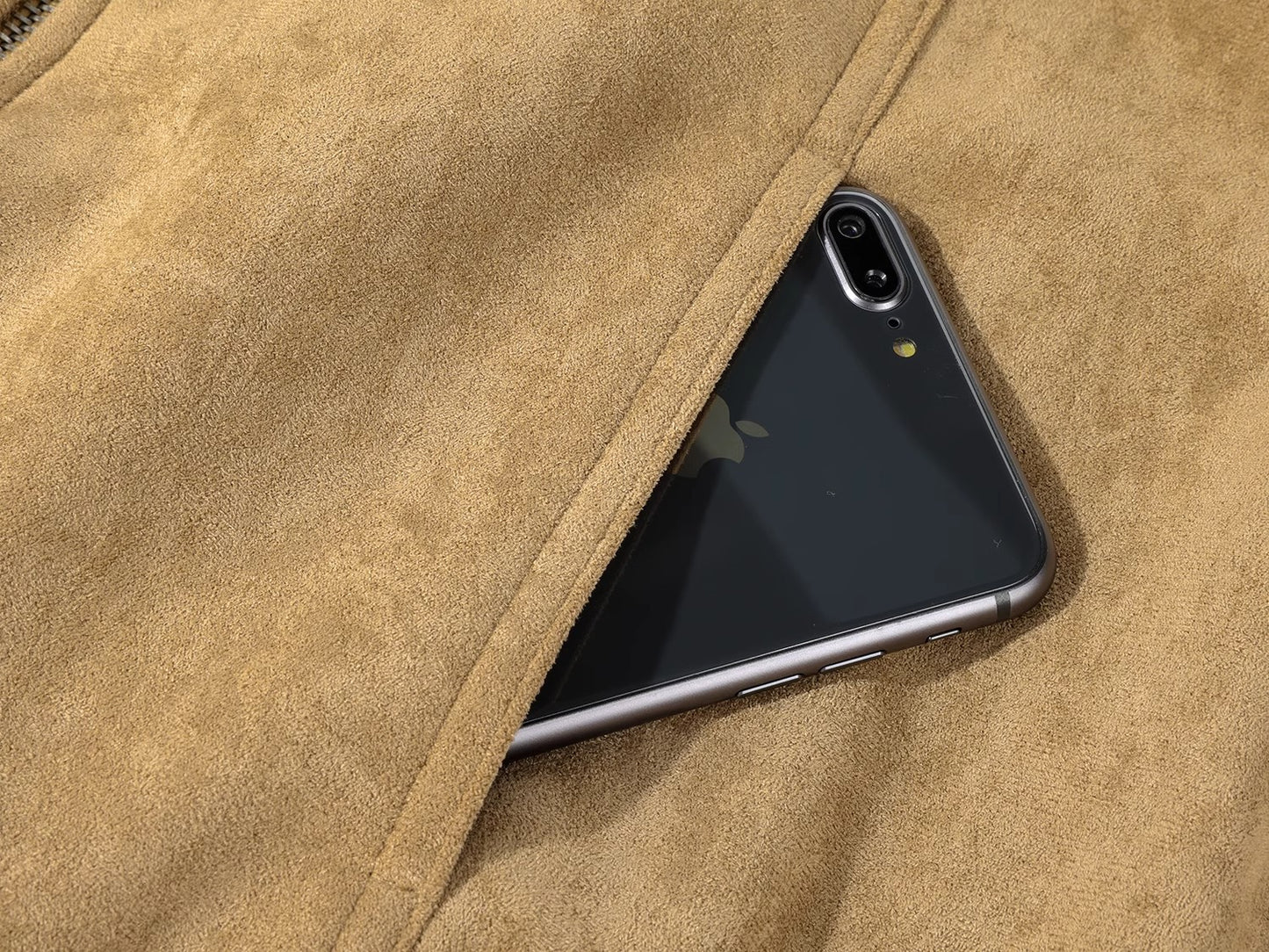 Retro Loose Short Jacket with Long Sleeves for Effortless Style