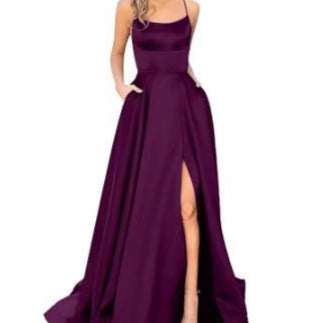 Bridesmaid Dress with Slimming Fit and Shoulder Hollow Design