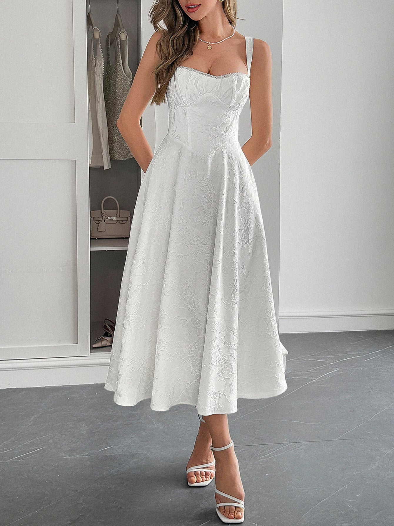 Maxi Dress with Adjustable Waist and A-Line Skirt Style