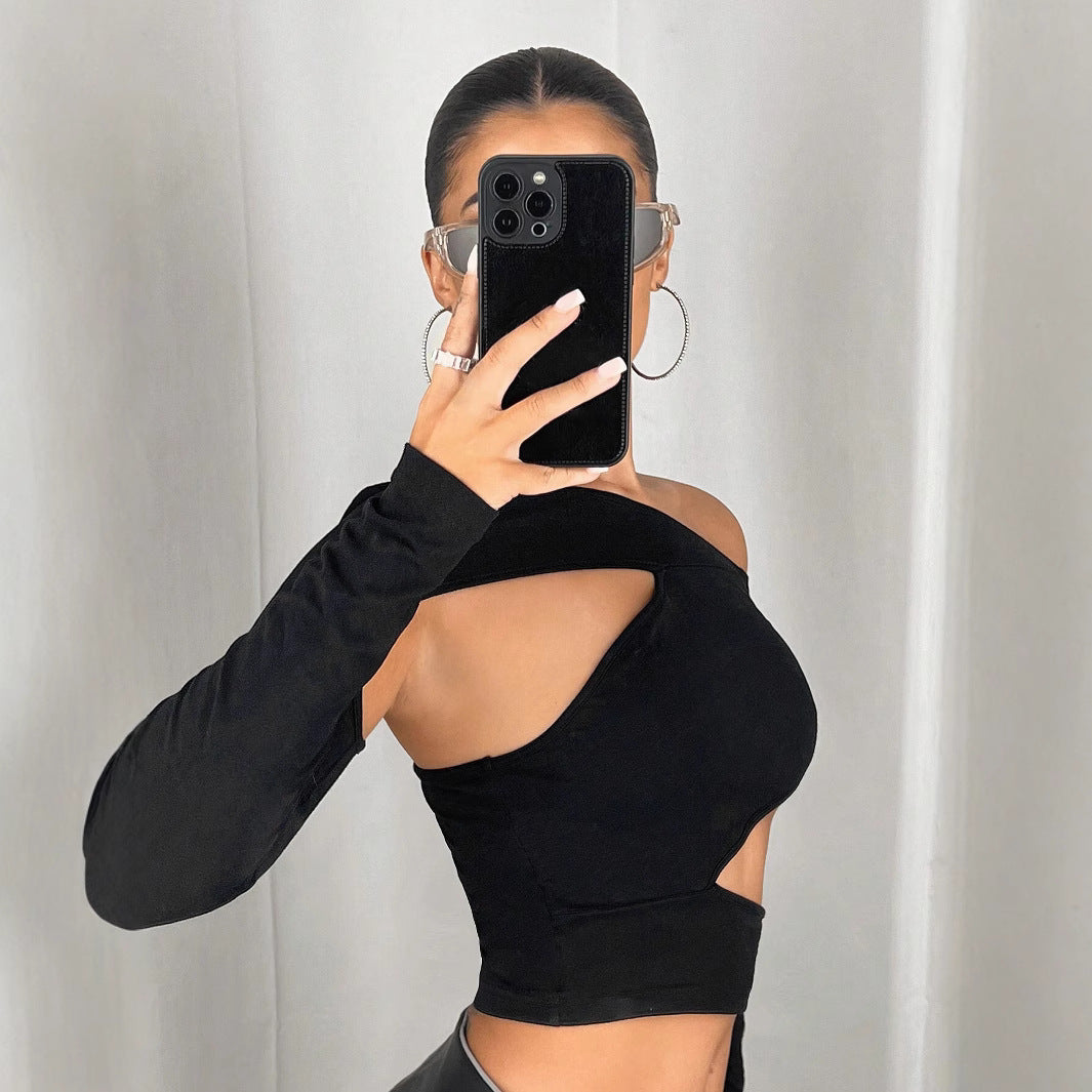 Slim Fit Off-the-Shoulder Navel T-Shirt with Irregular Design