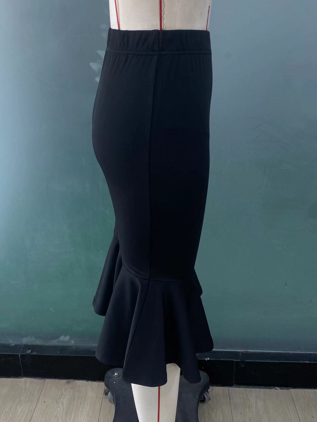 Fishtail Elastic Skirt with Elegant Style and Zipper Detail