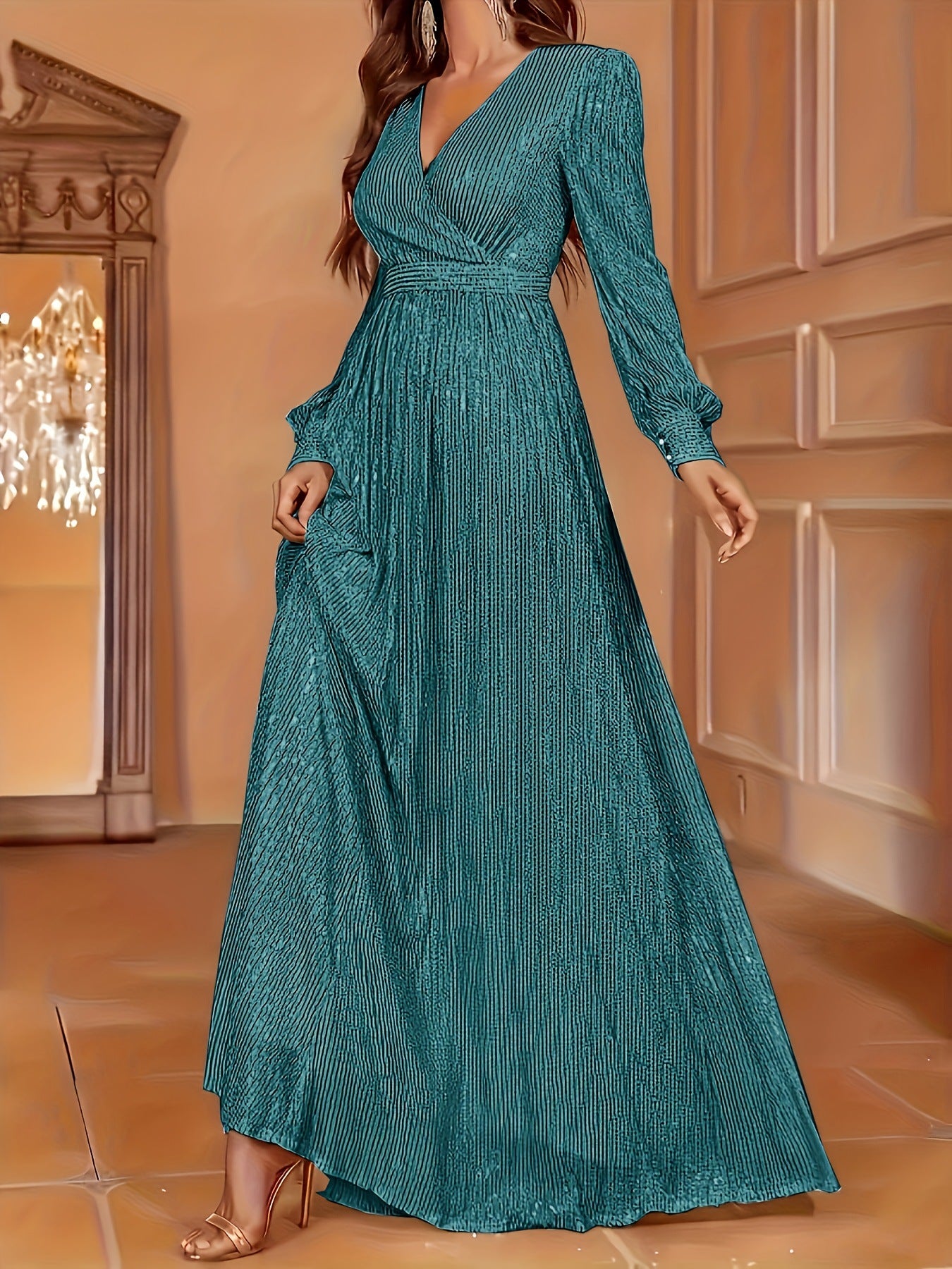 Evening Dress with Stunning Sequins and Elegant Long Sleeves