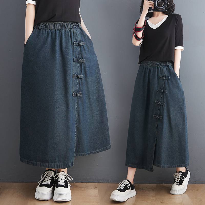 Artistic Retro Denim Skirt with Button Detail for Chic Looks
