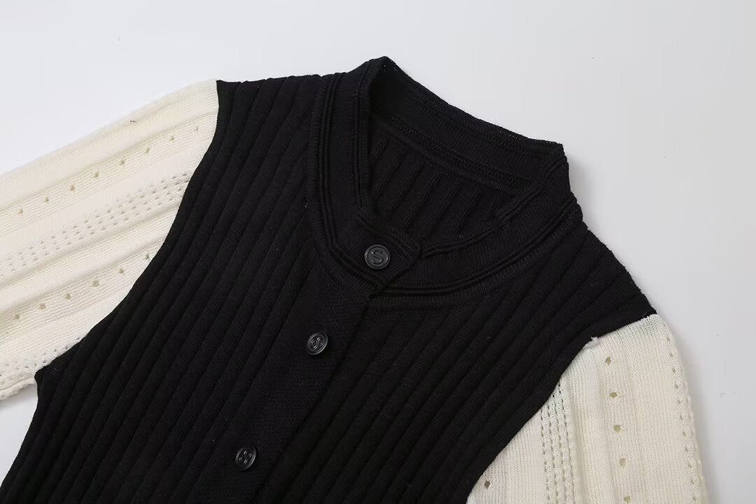 Short-sleeved Knitted Dress with Stylish Slit Design for Every Occasion