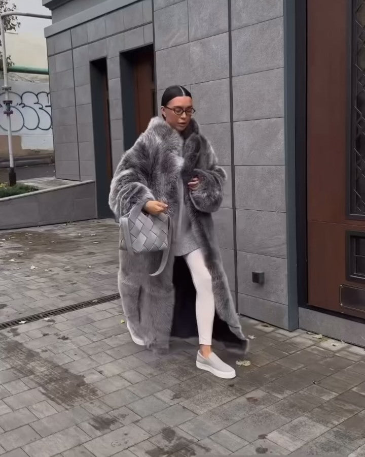 Black and White Two-Color Artificial Wool Coat with Modern Style