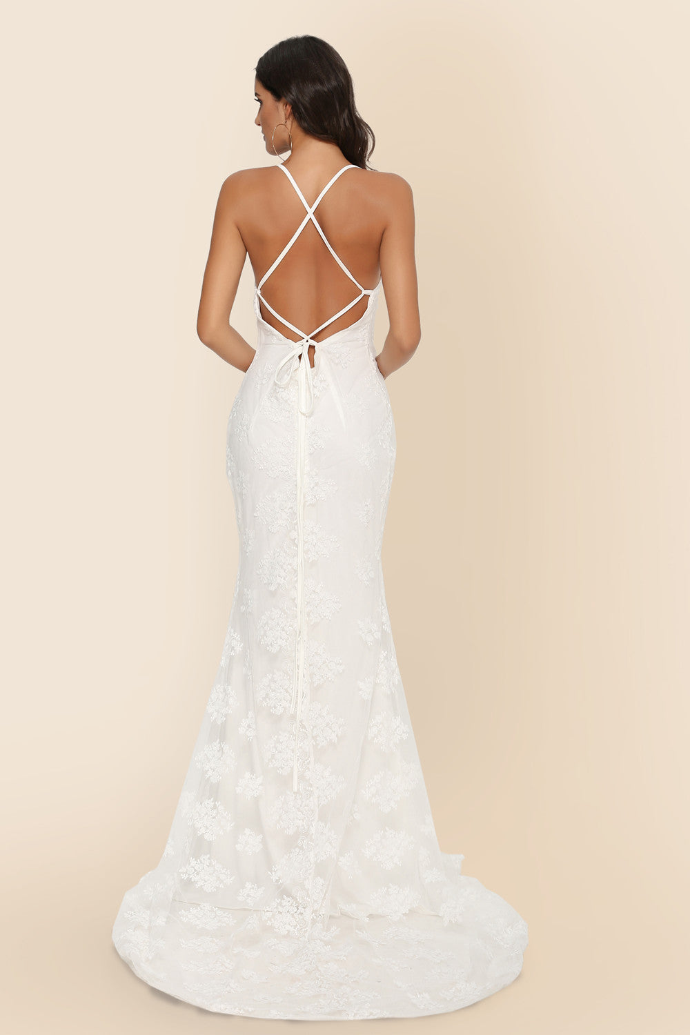 V-neck Large Trailing Wedding Dress with Elegant Embroidery Detail