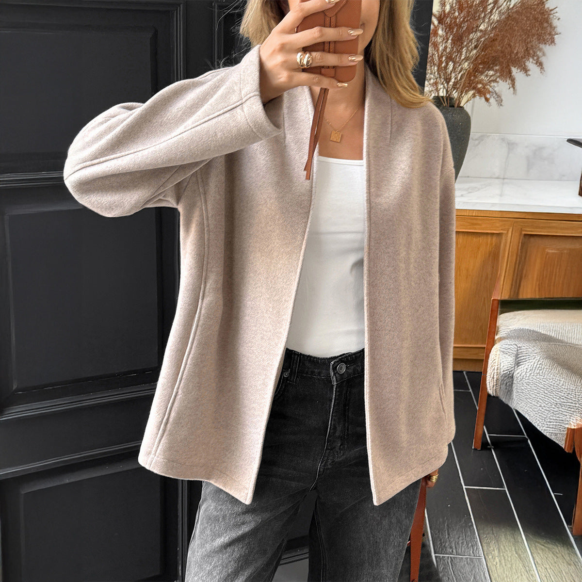 Long Sleeve Coat with Slim Fit Design for Stylish Outerwear