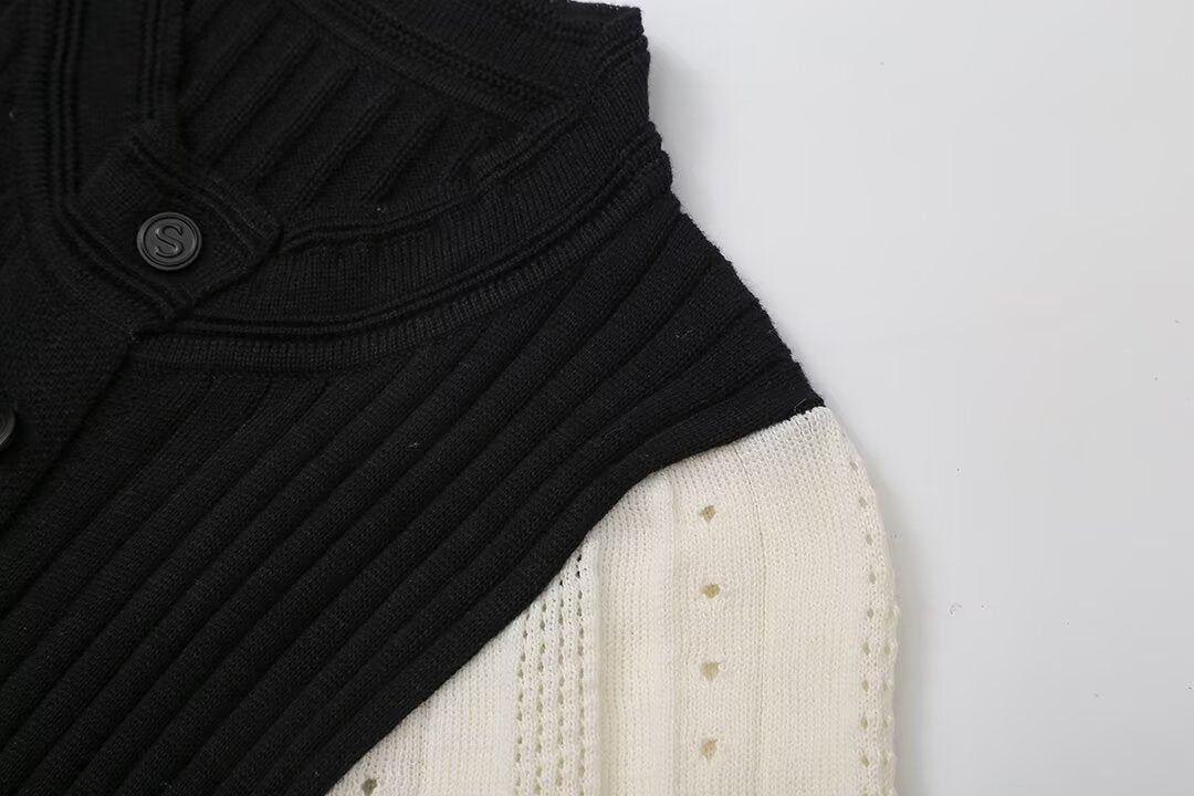 Short-sleeved Knitted Dress with Stylish Slit Design for Every Occasion