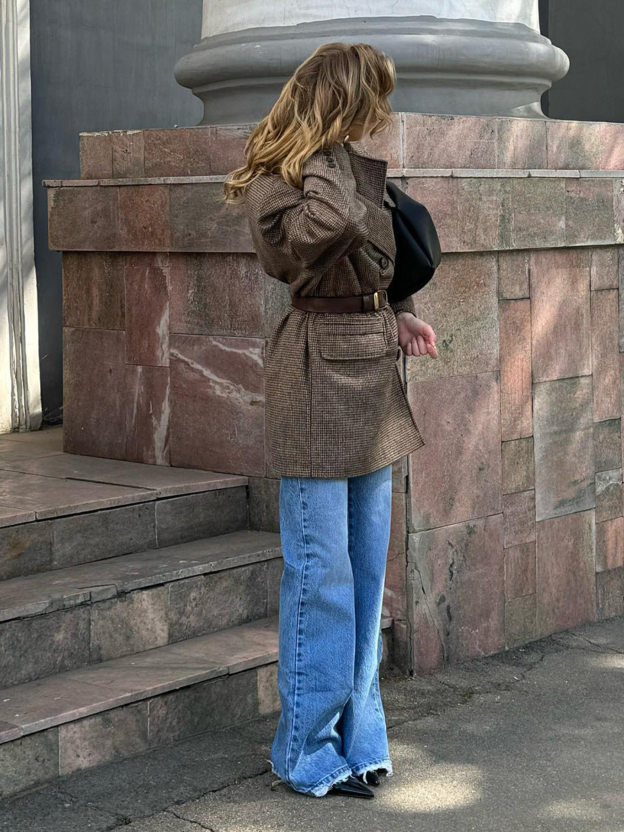 Mid-length Double-breasted Coat with Classic British Style