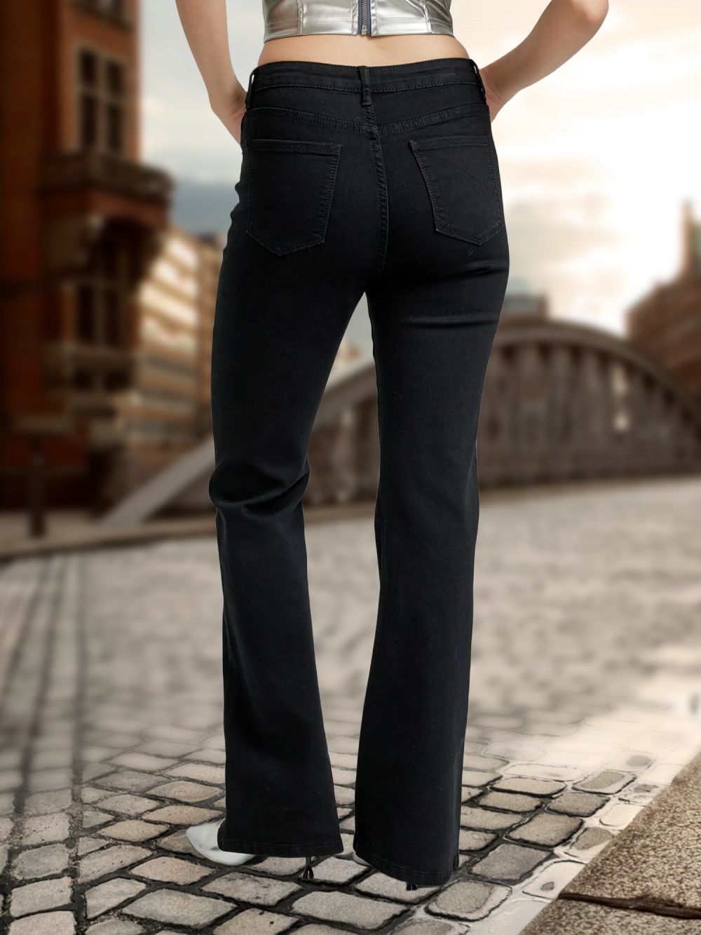 Mid-waist Retro Denim Bell-bottom Pants with Stretch Fabric Design