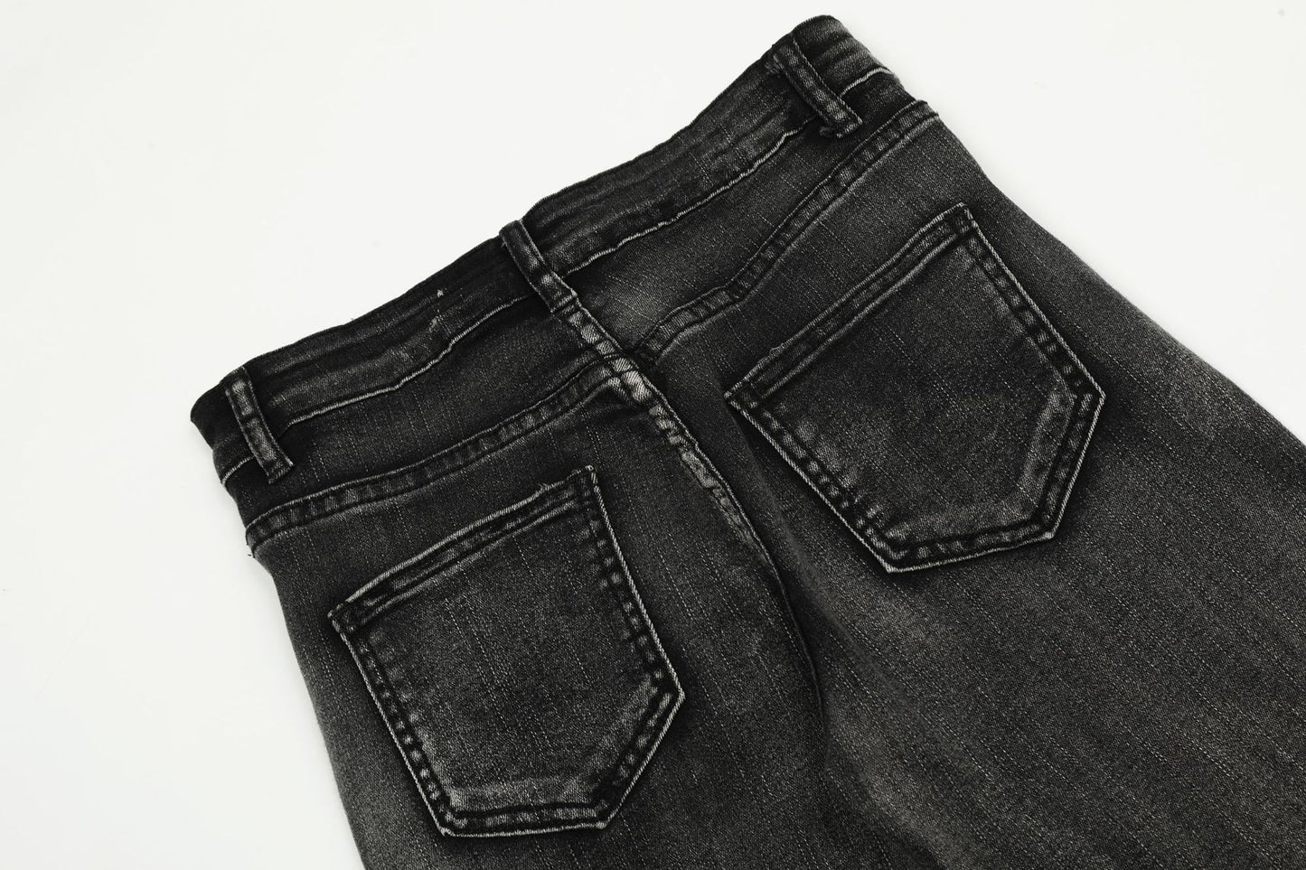 Flared Frayed Jeans with Stretchy Comfort for Effortless Style